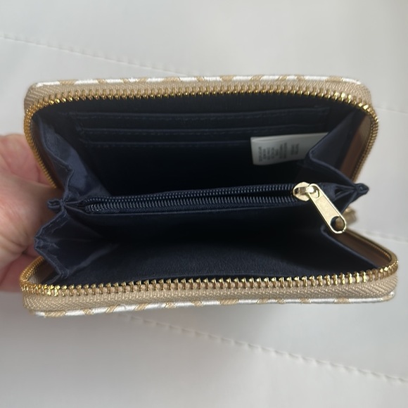 Tommy Hilfiger Wallet - Picture 4 of 6